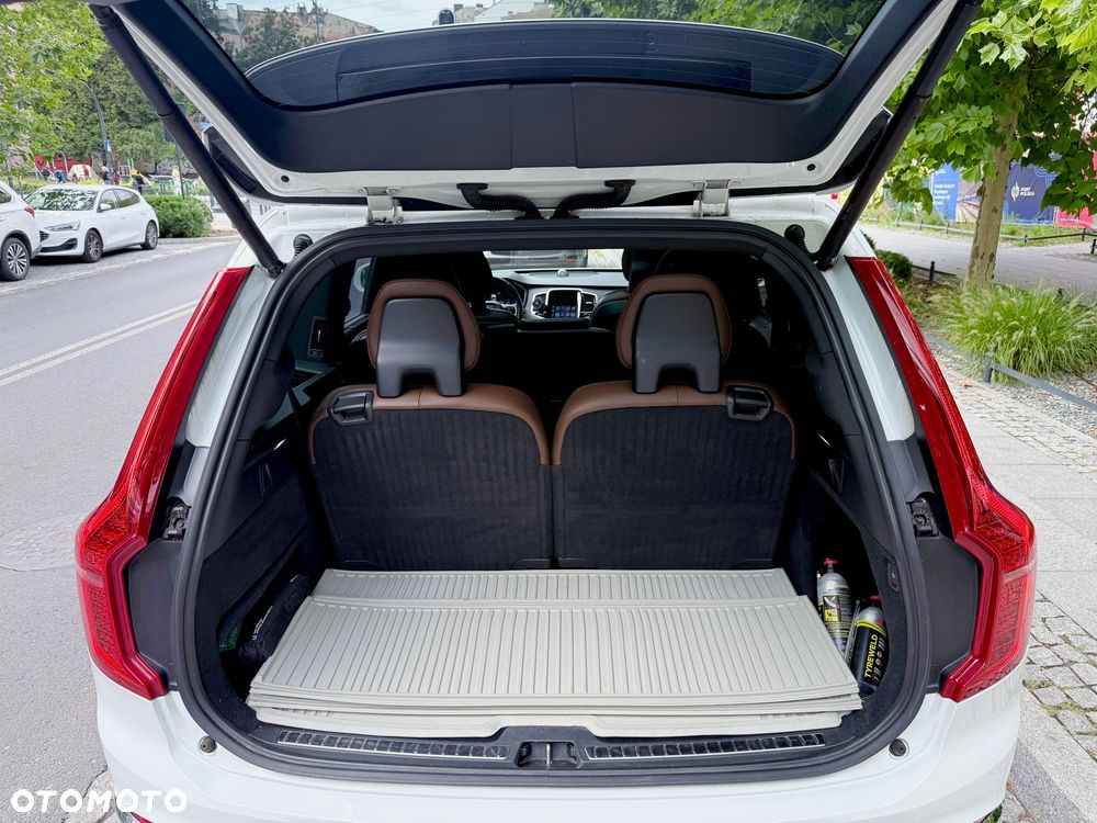 Volvo XC 90 - 11