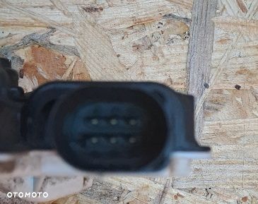 skoda superb fabia ii zamek drzwi lewy tył 6 pin - 3