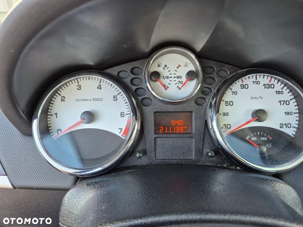 Peugeot 207 1.6 Sporty - 10