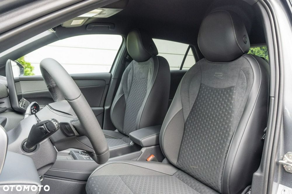 Volkswagen T-Roc - 17