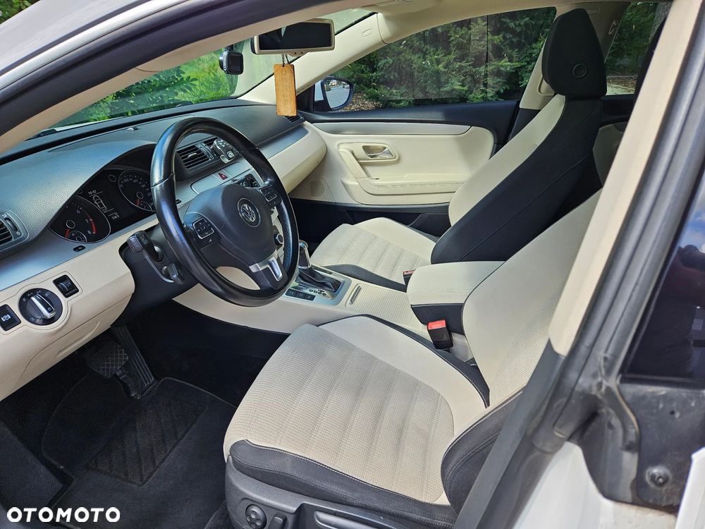 Volkswagen Passat CC - 9