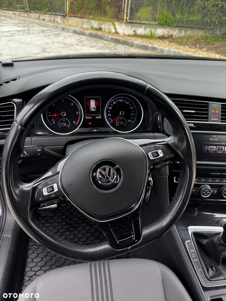 Volkswagen Golf 1.6 TDI BlueMotion Technology Allstar - 15