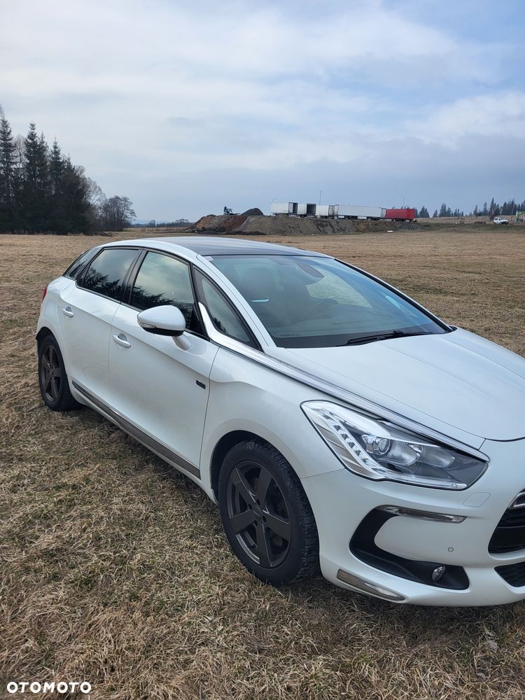 Citroën DS5 2.0 HDi Hybrid4 SoChic MCP - 4