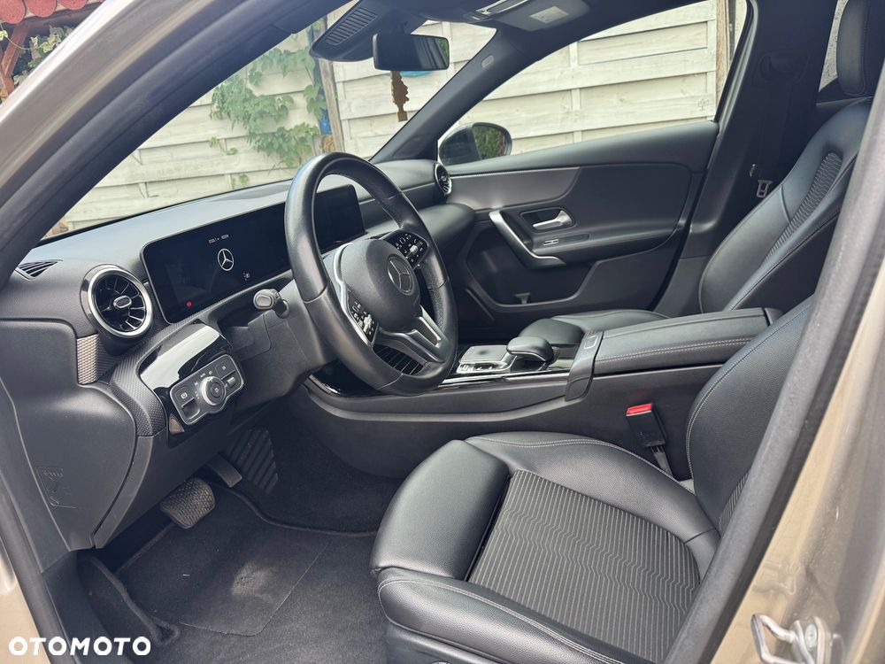 Mercedes-Benz Klasa A 180 d 7G-DCT Edition 19 - 11