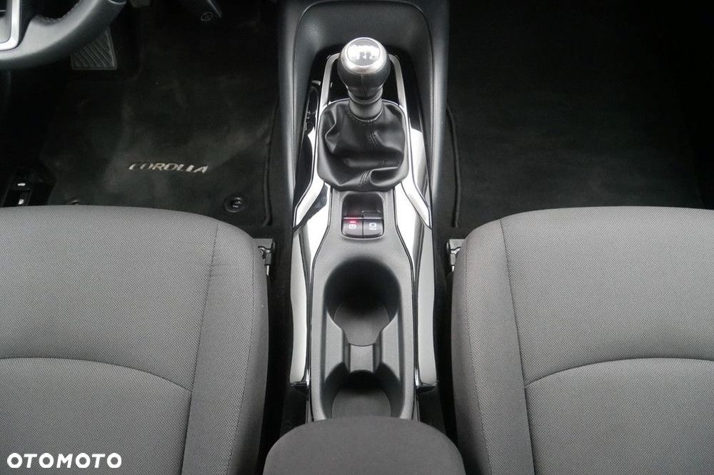 Toyota Corolla - 11