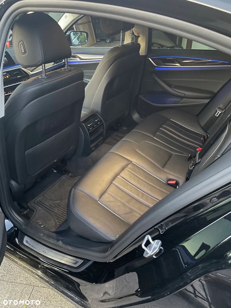 BMW Seria 5 518d Luxury Line - 14