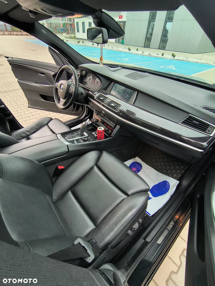 BMW 5GT 530d - 13