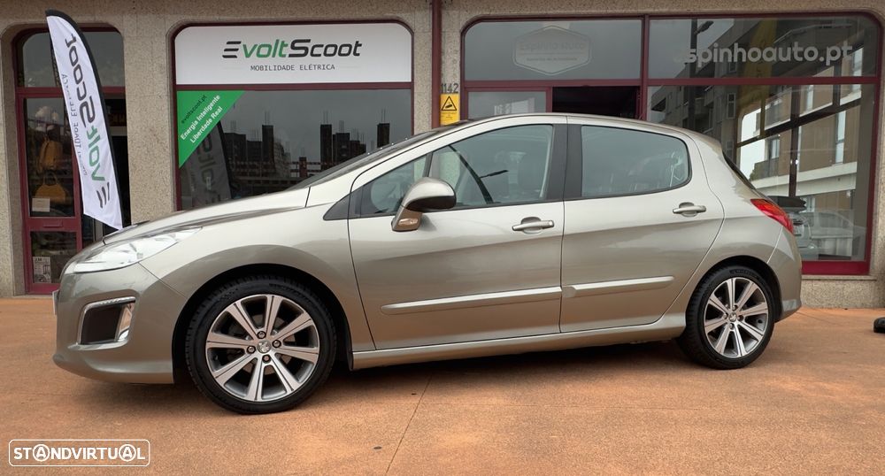 Peugeot 308 1.6 e-HDi Allure CMP6 - 19