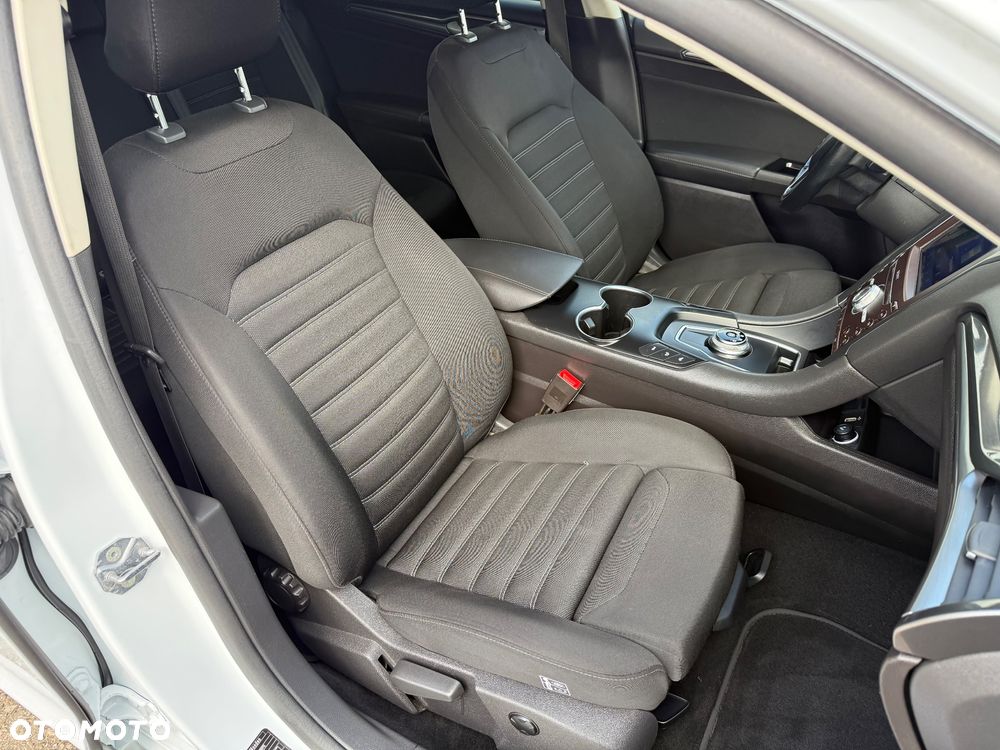 Ford Mondeo 2.0 EcoBlue Titanium - 15