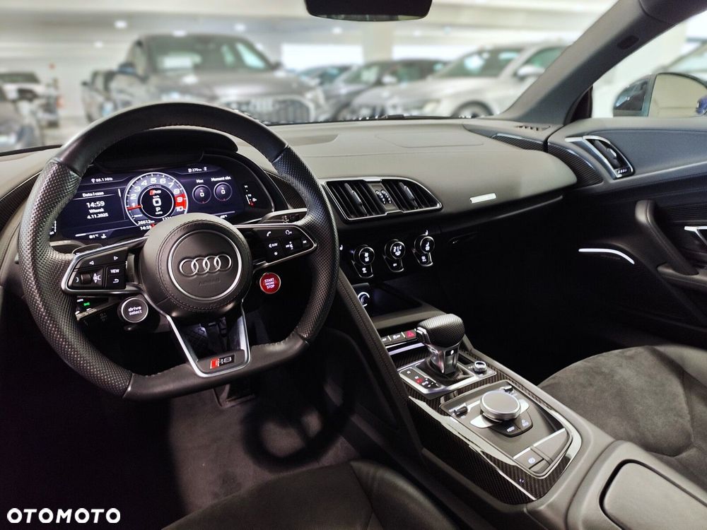 Audi R8 Coupé - 16