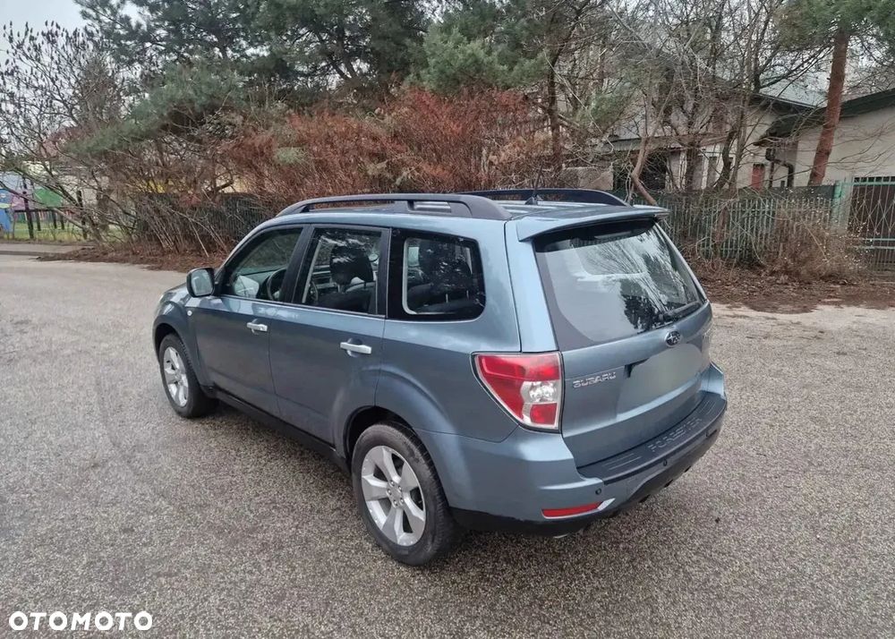 Subaru Forester 2.0D Exclusive - 5