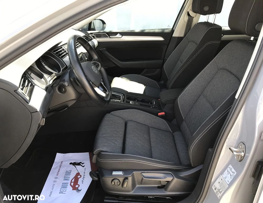 Volkswagen Passat - 14