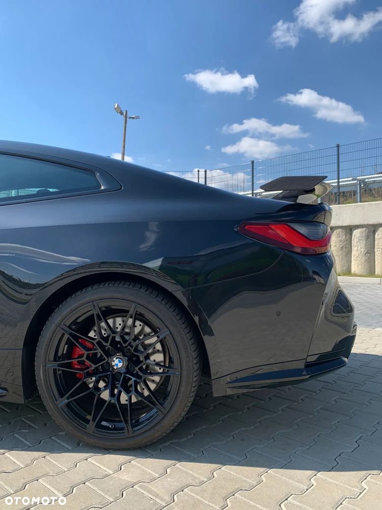 BMW M4 Competition M xDrive sport - 21