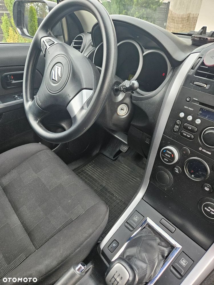 Suzuki Grand Vitara 1.6 Comfort - 3