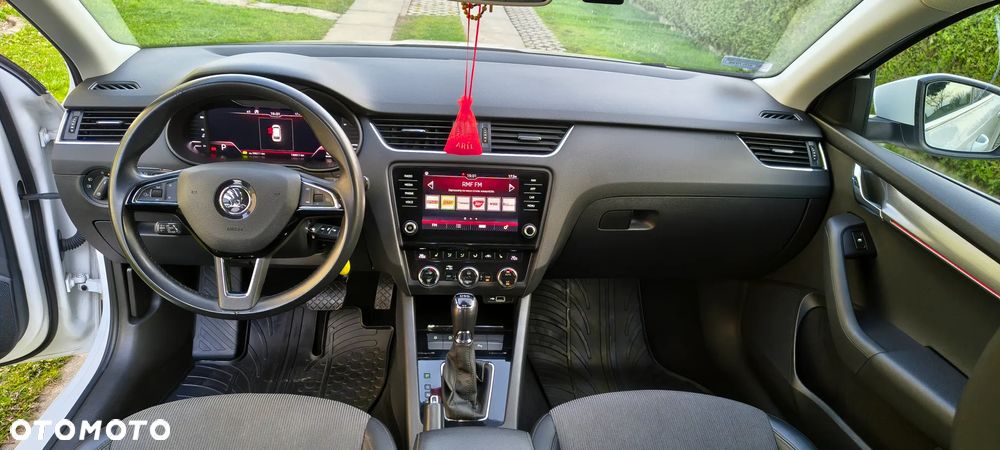 Skoda Octavia 1.6 TDI DSG Style - 13