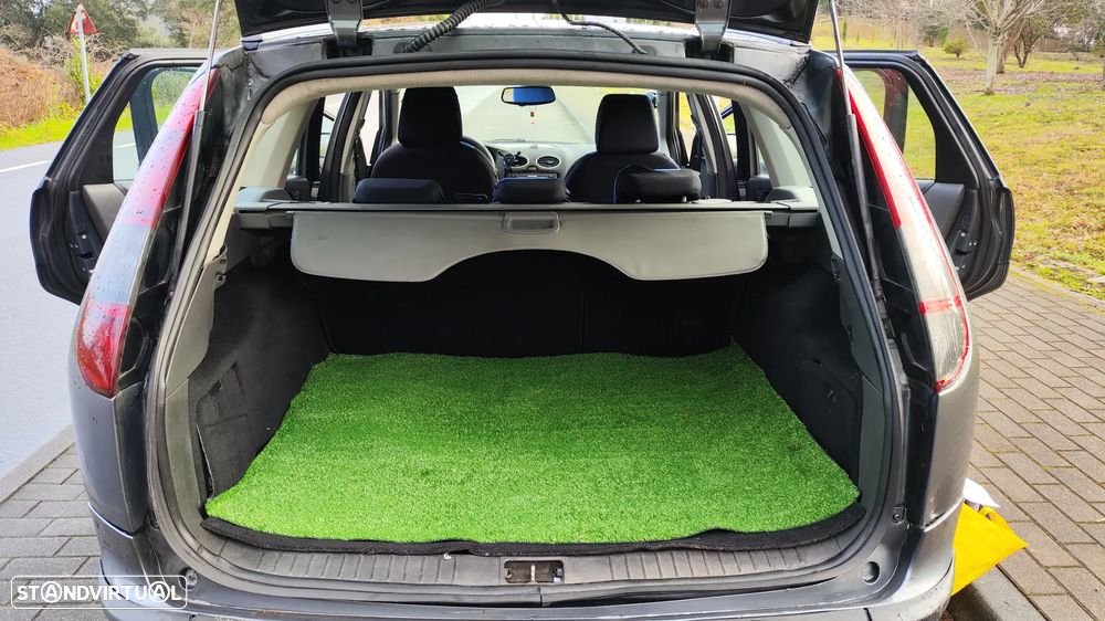 Ford Focus SW 1.6 TDCi Titanium 17 - 6