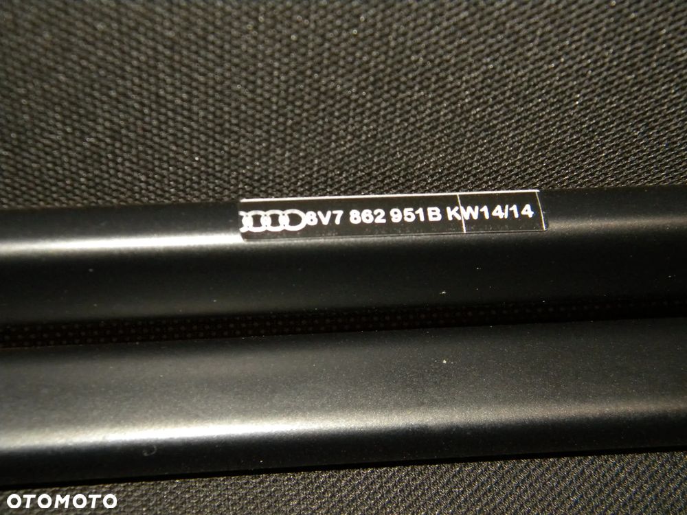 WINDSCHOTT WIATROŁAP + FUTERAŁ AUDI A3 8V 8V7 CABRIO 12-20 ORYGINAL FV 8V7862951B - 12