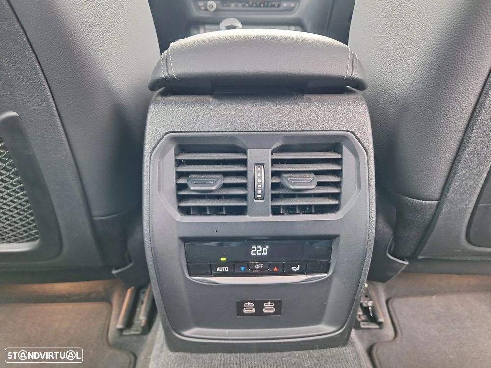 BMW 320 e Aut. Luxury Line - 14