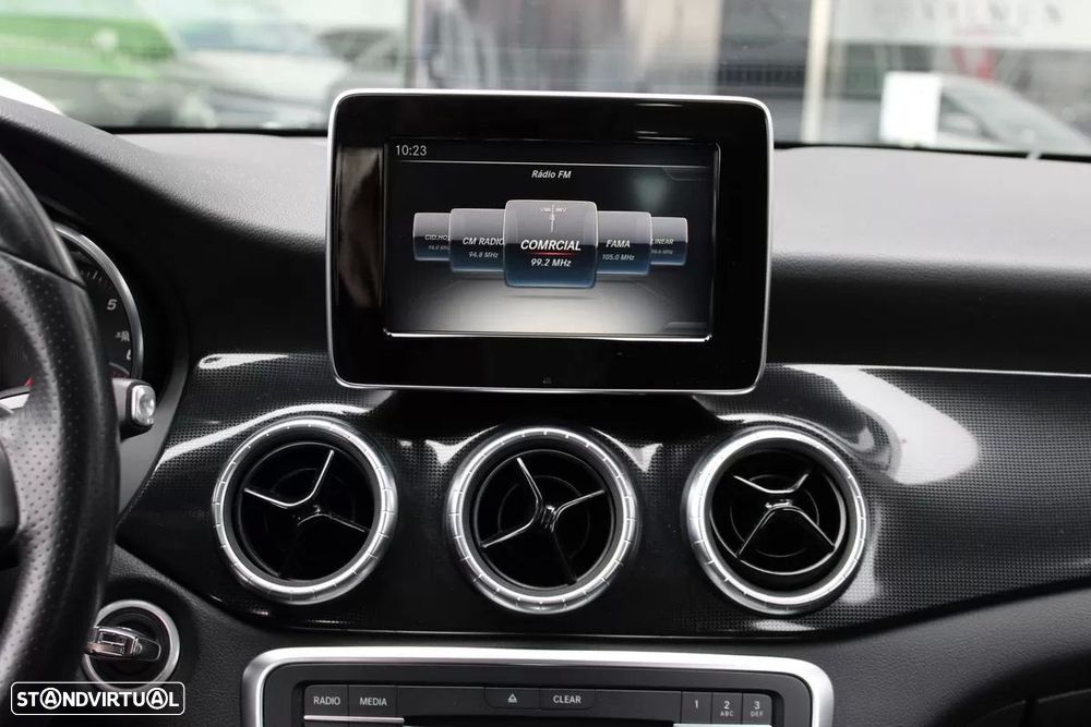 Mercedes-Benz CLA 180 d Shooting Brake Aut. - 16