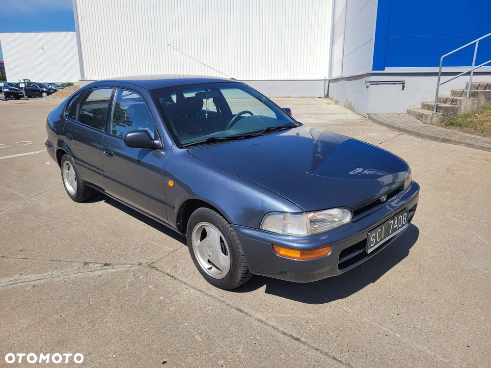Toyota Corolla 1.6 16V GLi - 7