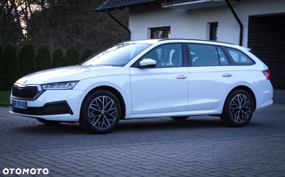 Skoda Octavia 2.0 TDI DSG Edition - 14