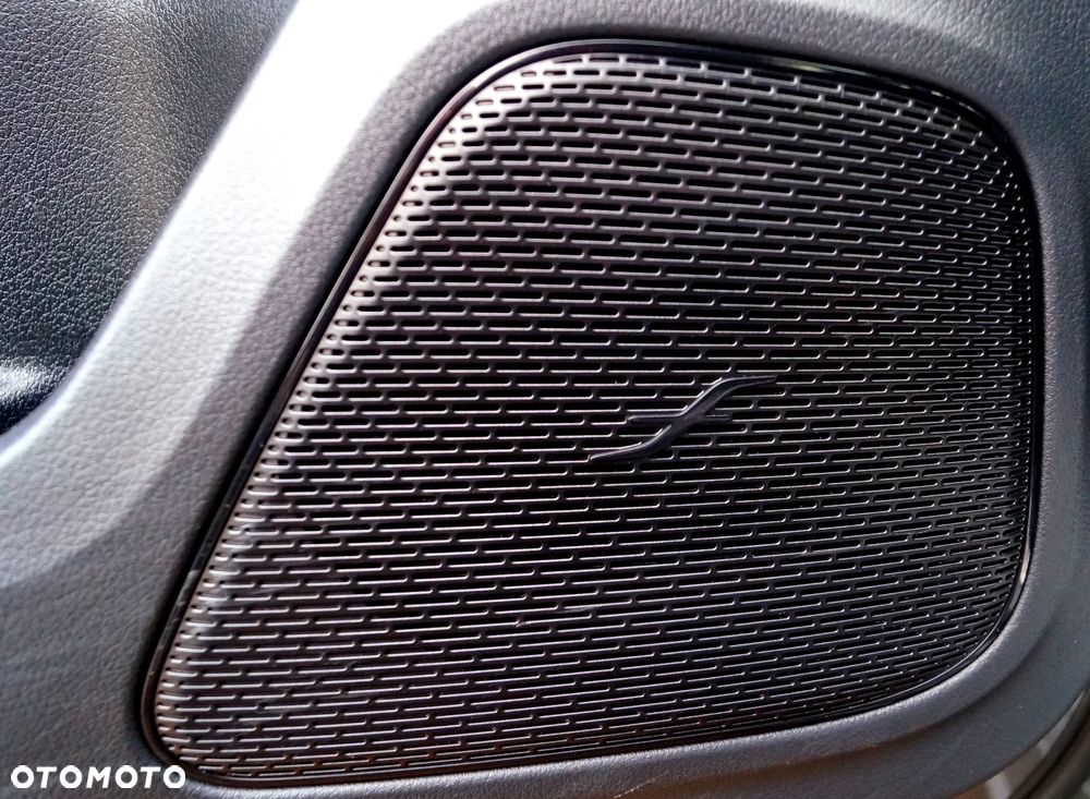 Mercedes-Benz Klasa A 250 4Matic 7G-DCT AMG Line - 32