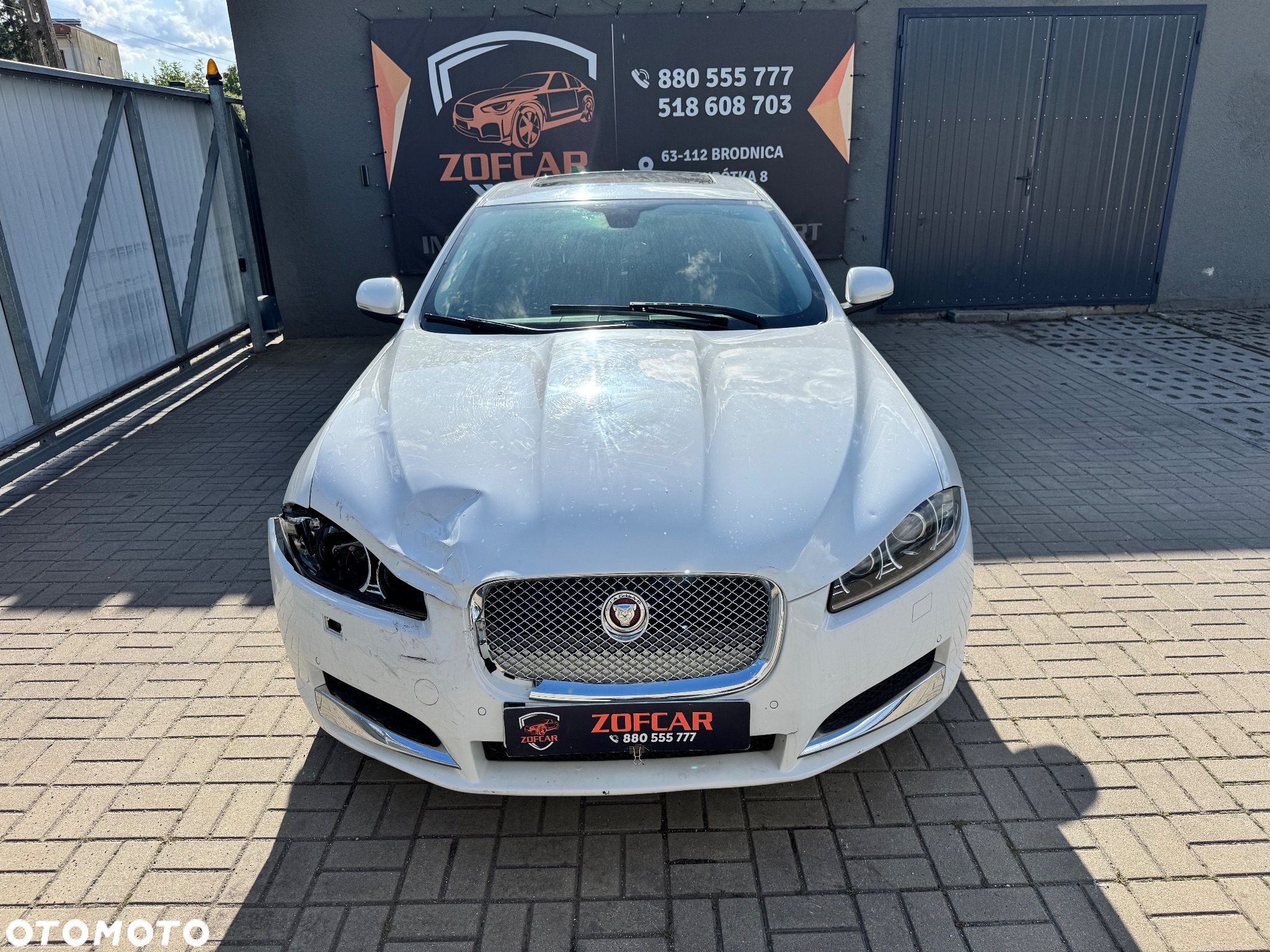 Jaguar XF 3.0 V6 Kompressor - 8