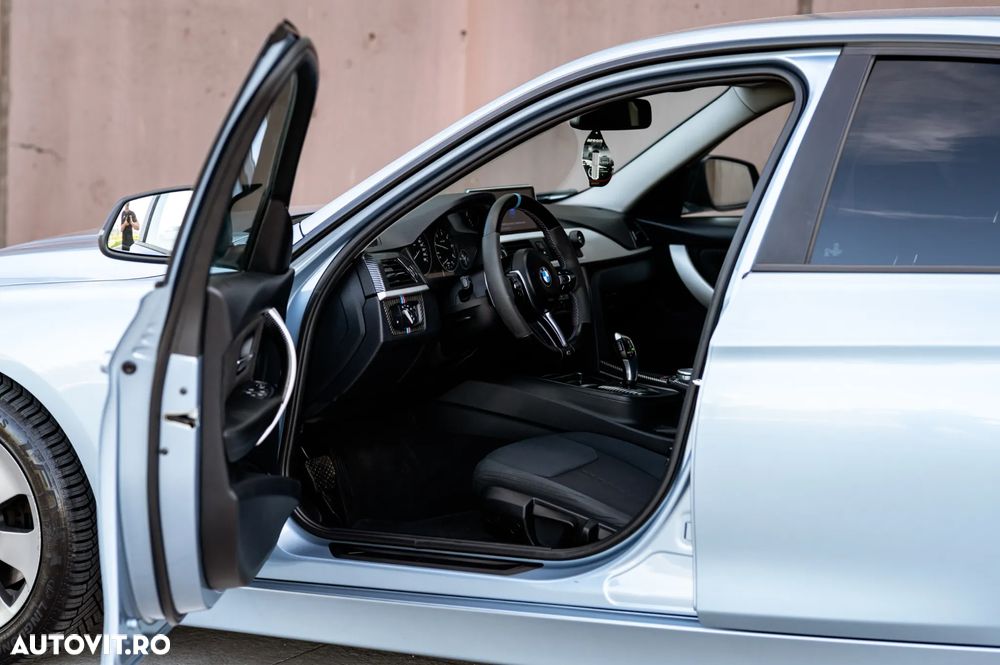 BMW Seria 3 - 10