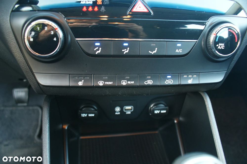Hyundai Tucson 1.6 GDi 2WD Pure - 12