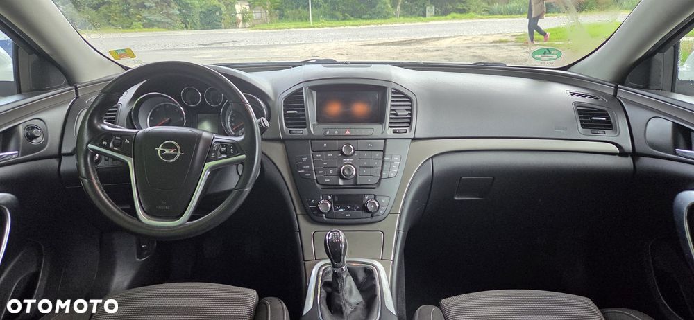 Opel Insignia - 8