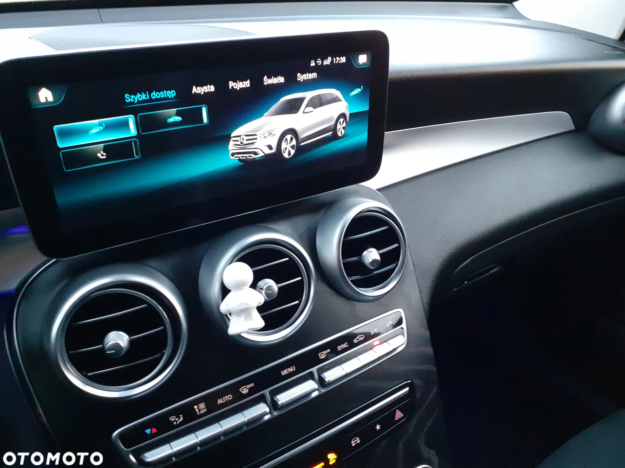 Mercedes-Benz GLC 200 d 4-Matic - 30