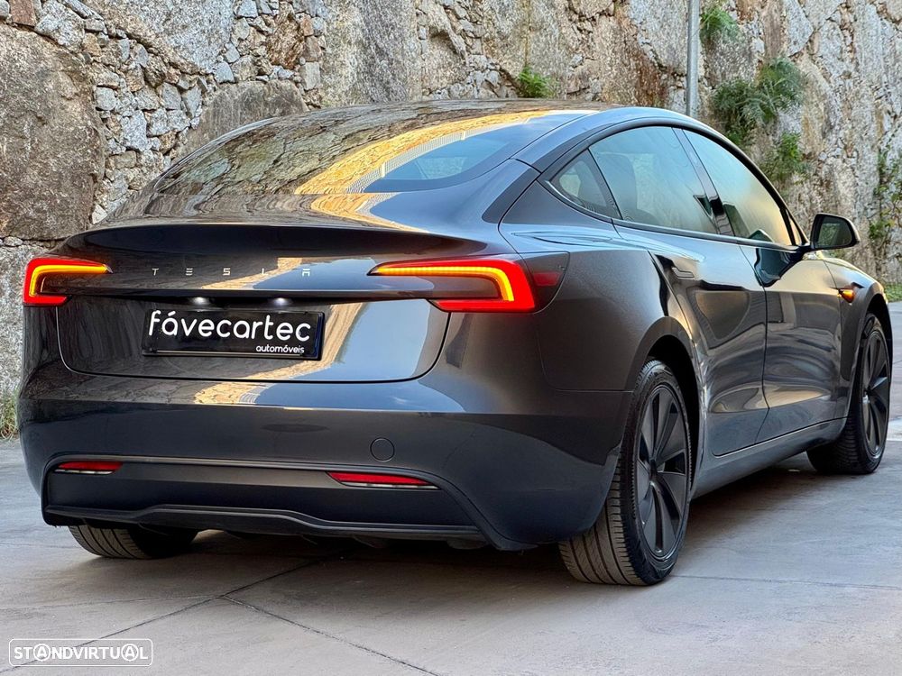 Tesla Model 3 Tração Traseira Premium - 25