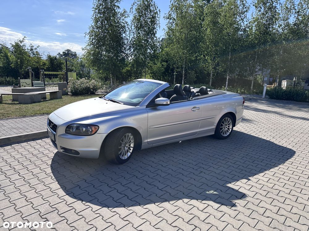 Volvo C70 2.0D Momentum - 13