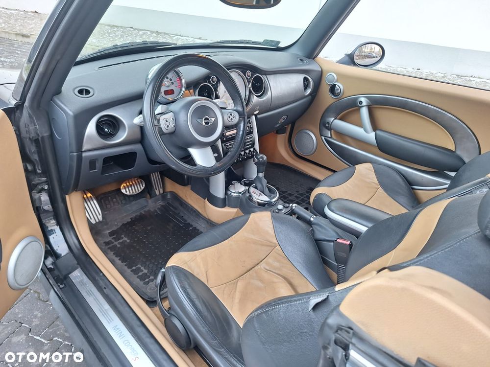 MINI Cooper S Sidewalk - 26