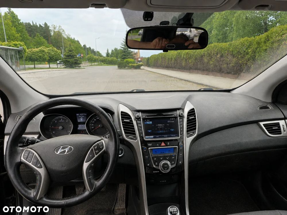 Hyundai i30 blue 1.6 CRDi Style - 9