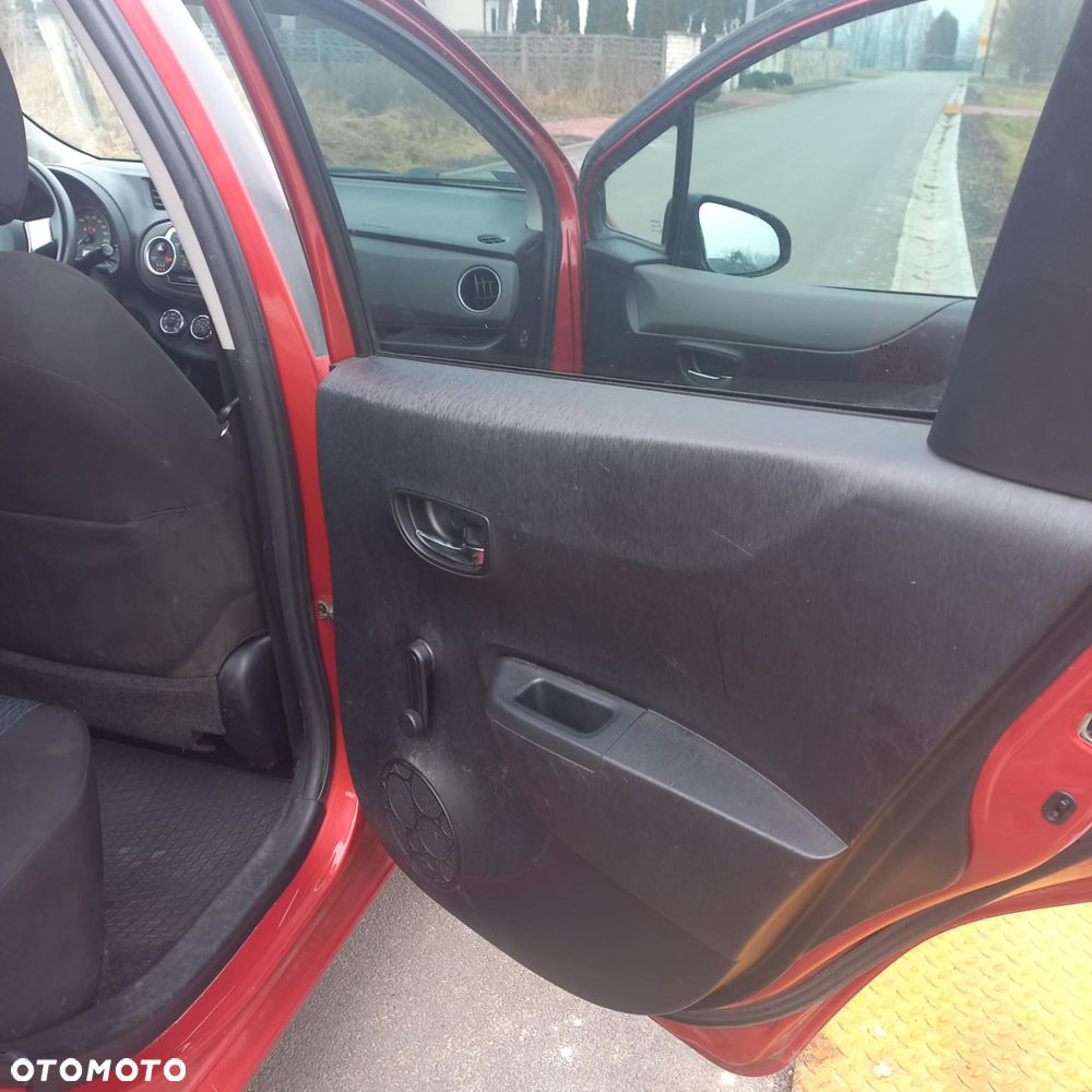 Toyota Yaris 1.0 Active - 10