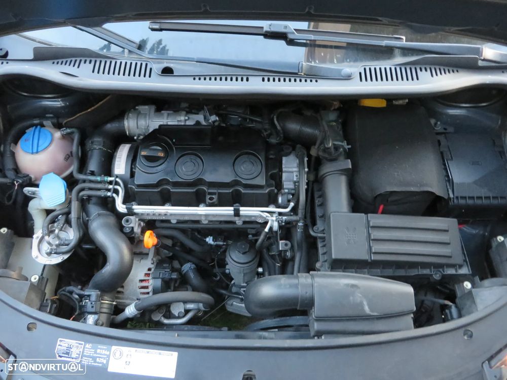 VW Touran 1.9 TDi Conceptl BlueM. 7L - 24