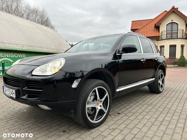 Porsche Cayenne - 2