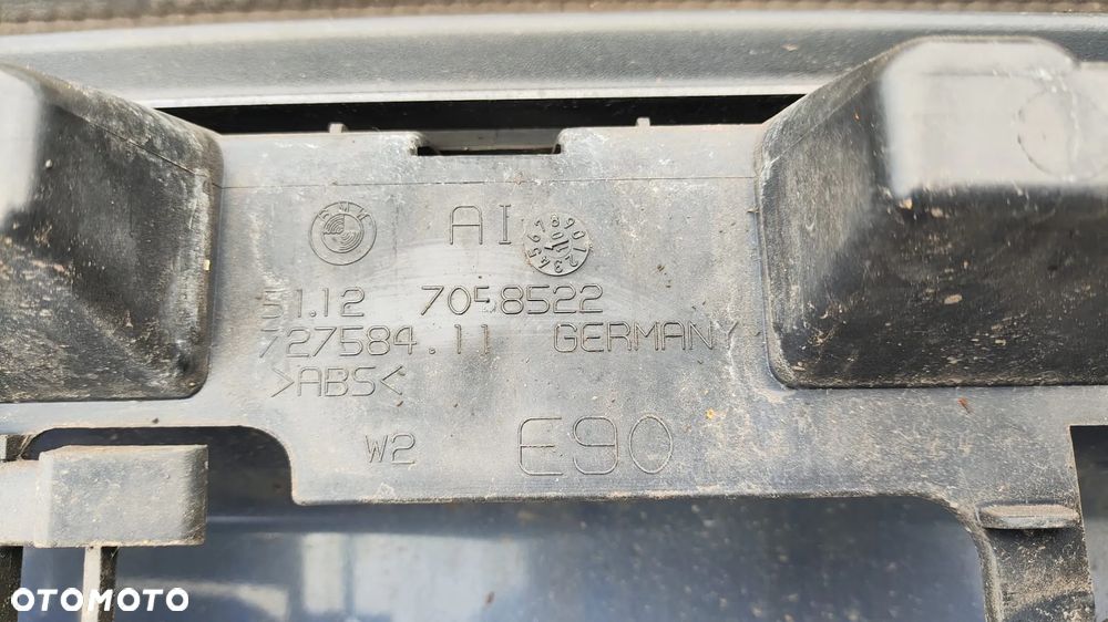 PAS TYLNY WANNA ĆWIARTKA BŁOTNIK OKULAR LAMPY BELKA WZMOCNIENIE ŚLIZG ZDERZAKA TYŁ LE MANS BLAU 381/5 BMW E90 - 13