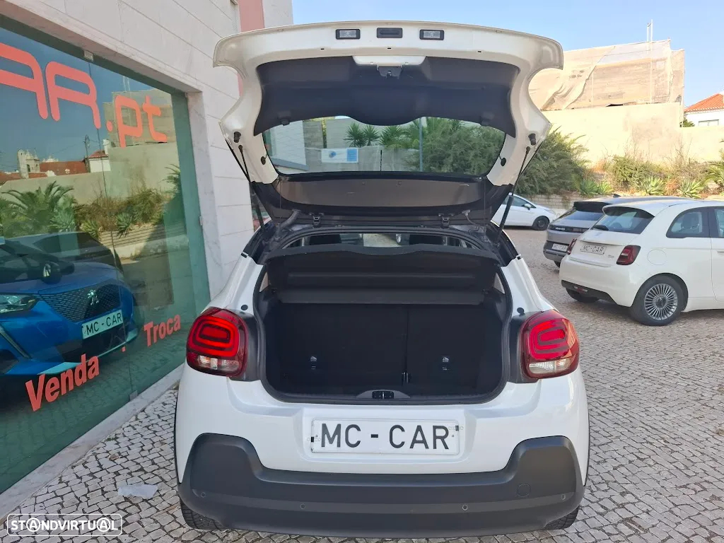 Citroën C3 1.2 PureTech Shine EAT6 - 44