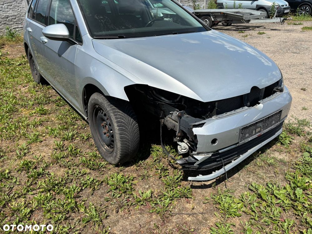 Volkswagen Golf - 12