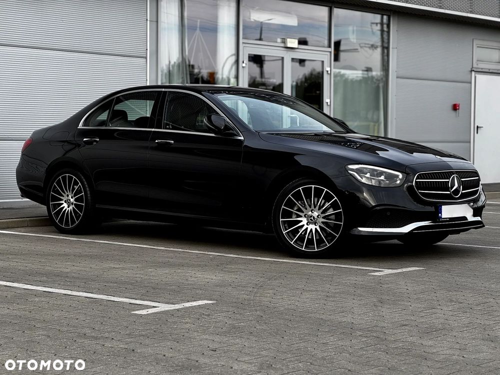 Mercedes-Benz Klasa E 220 d 4-Matic AMG/Avantgarde - 17