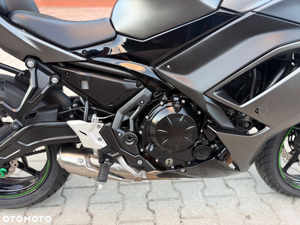 Kawasaki Ninja - 13