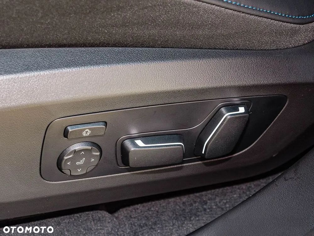 BMW X3 xDrive20 mHEV - 12