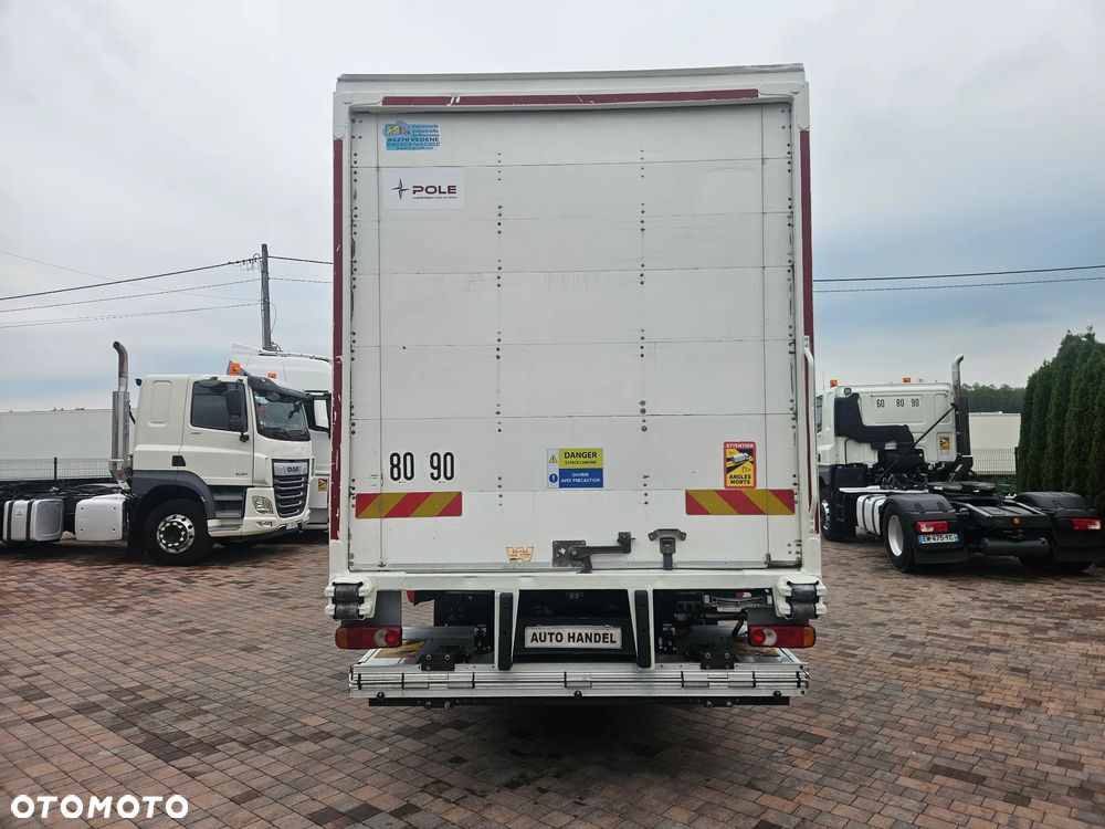DAF CF 320*Furgon*19 000 ton*21 Palet*Winda*Tył Roleta* - 5