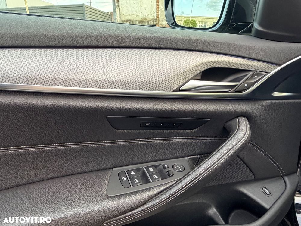 BMW Seria 5 520d AT - 10