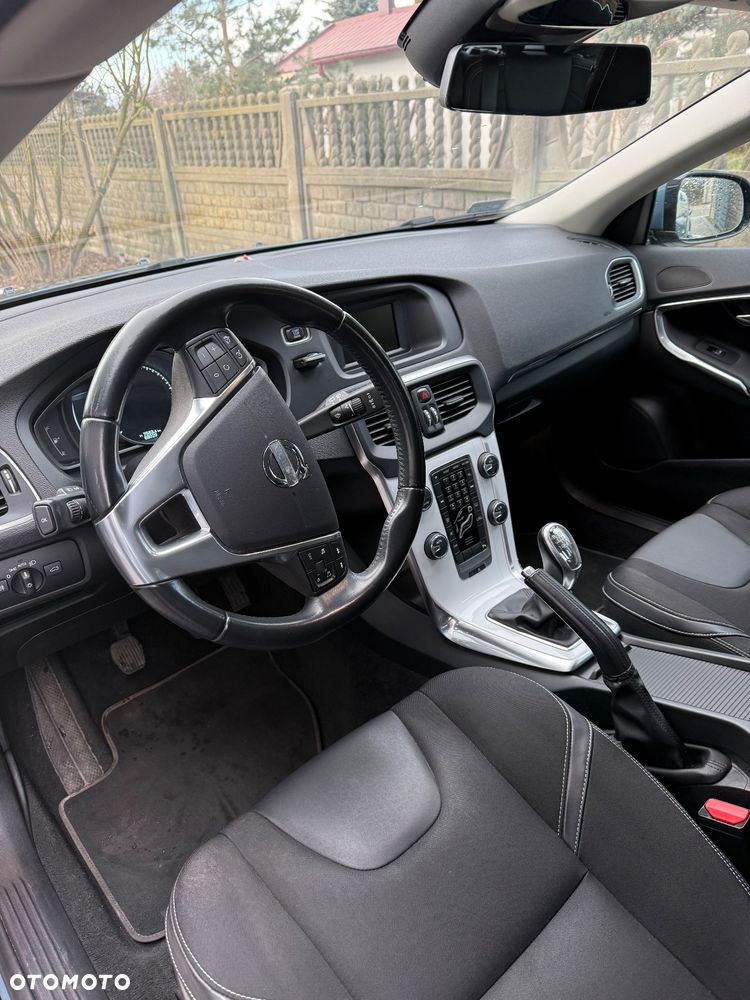 Volvo V40 T3 Summum - 8