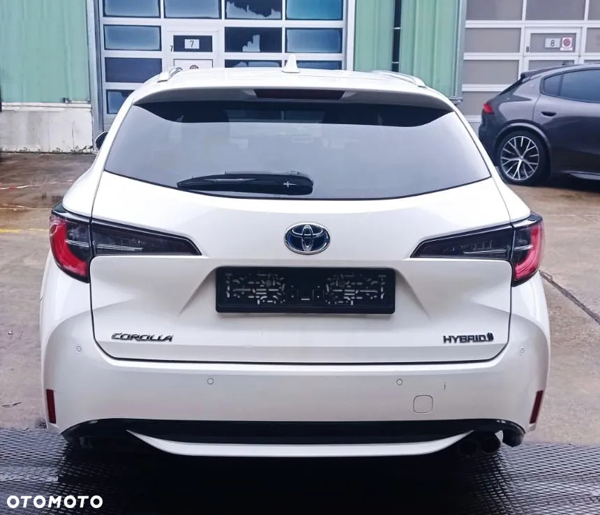 Toyota Corolla - 5