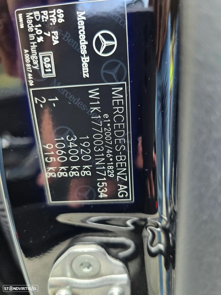 Mercedes-Benz A 180 d AMG Line - 18