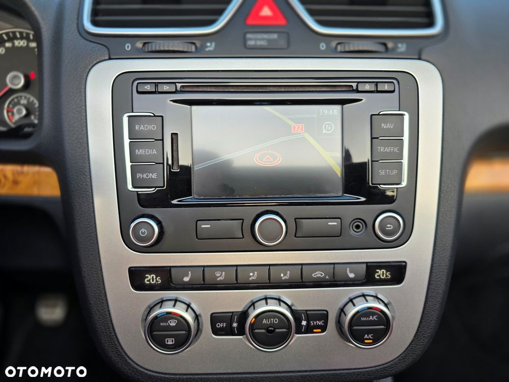 Volkswagen Eos - 25